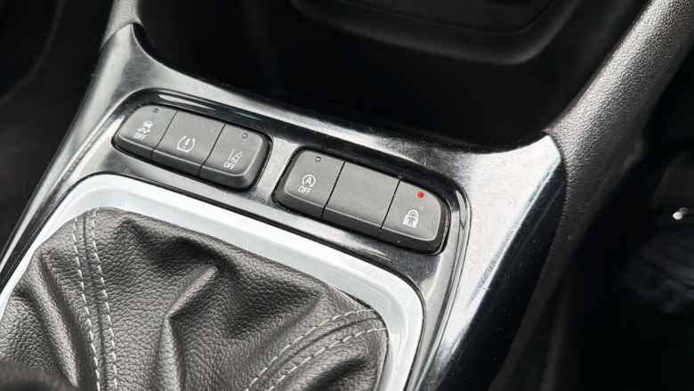 Vauxhall Crossland X 1.2 [83] Griffin 5dr [Start Stop] Petrol Hatchback